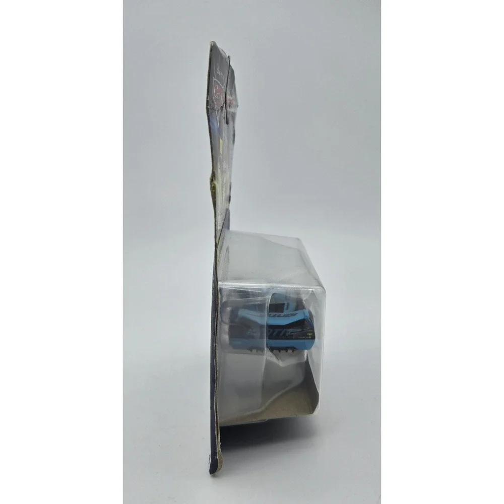 Disney Pixar Cars Glow Racer Jackson Storm Diecast‎ Vehicle New Package Damage